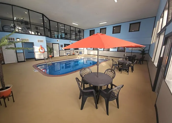 Hotel Riverview & Suites, An Ascend Collection 4*
