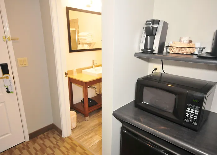 Riverview & Suites, An Ascend Collection