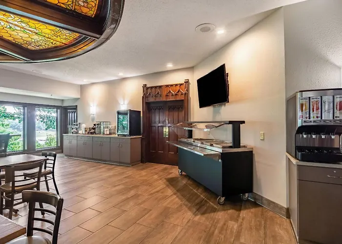 Riverview & Suites, An Ascend Collection 4* Rockford