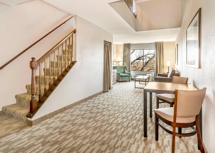 Hotel Riverview & Suites, An Ascend Collection