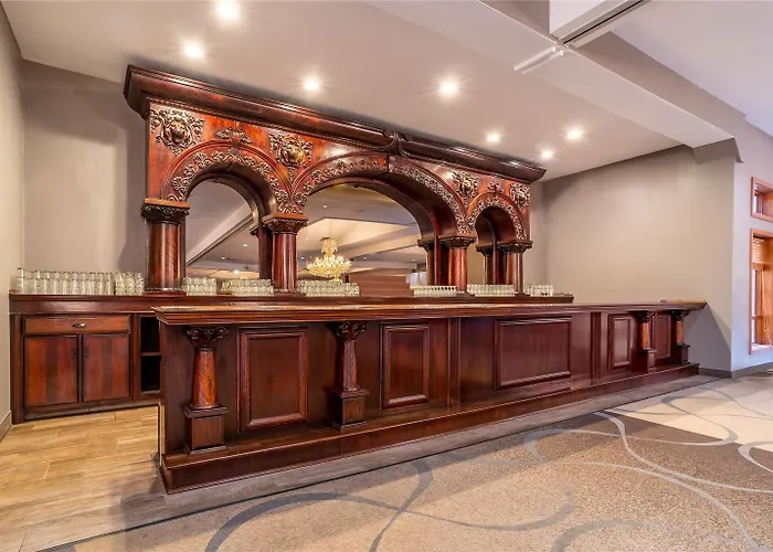 Riverview & Suites, An Ascend Collection Hotel