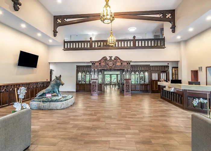 Hotel Riverview & Suites, An Ascend Collection 4*
