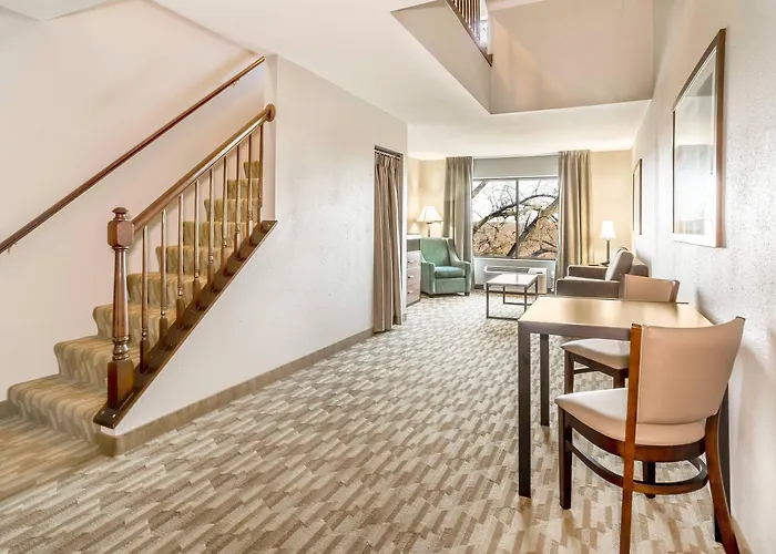 Hotel Riverview & Suites, An Ascend Collection