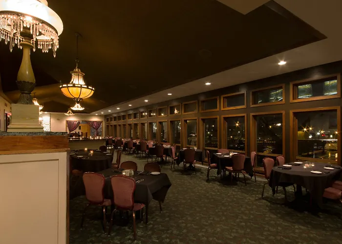 Riverview & Suites, An Ascend Collection Hotel