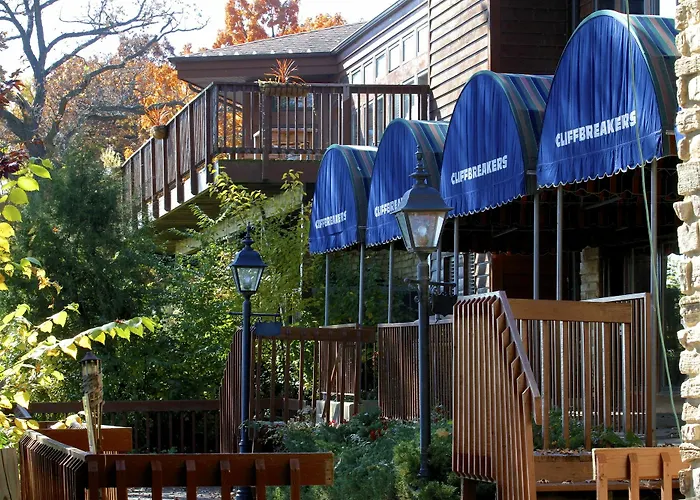 Riverview & Suites, An Ascend Collection Hotel 4*